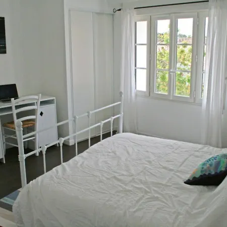 Maison 4 Pieces Avec Wifi A 800m De La - Saint-georges-d'oleron - Fr-1-246a-75