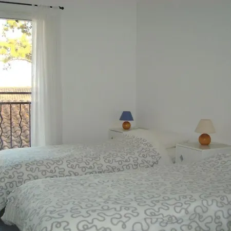 Maison 4 Pieces Avec Wifi A 800m Des Plages A Saint-georges-d'oleron - Fr-1-246a-75 *