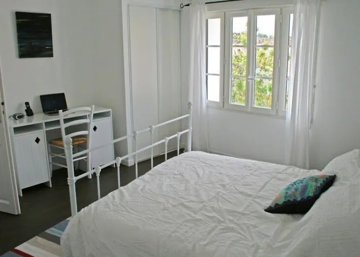 Maison 4 Pieces Avec Wifi A 800m Des Plages A Saint-georges-d'oleron - Fr-1-246a-75